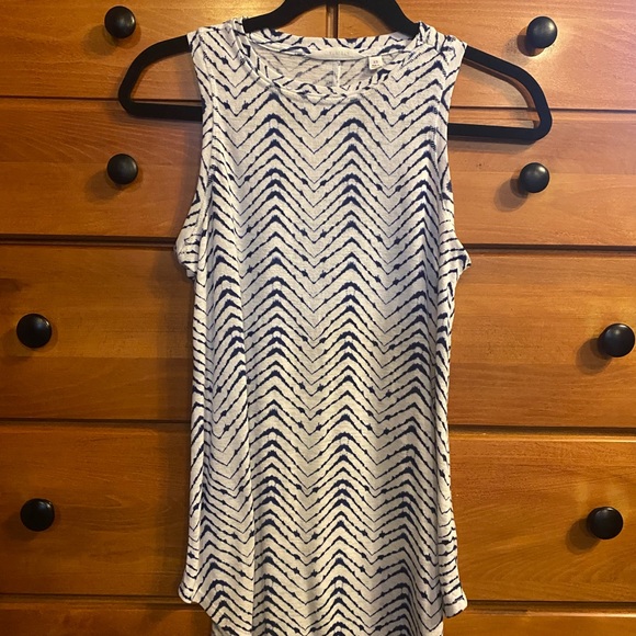 Athleta Breezy Tank - Picture 2 of 5